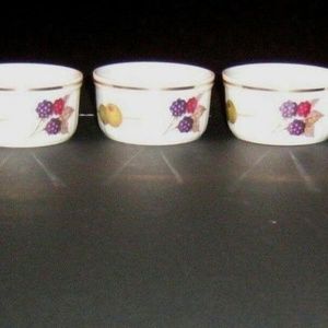 Lot of 6 Brand New Royal Worcester Ramekin Dishes